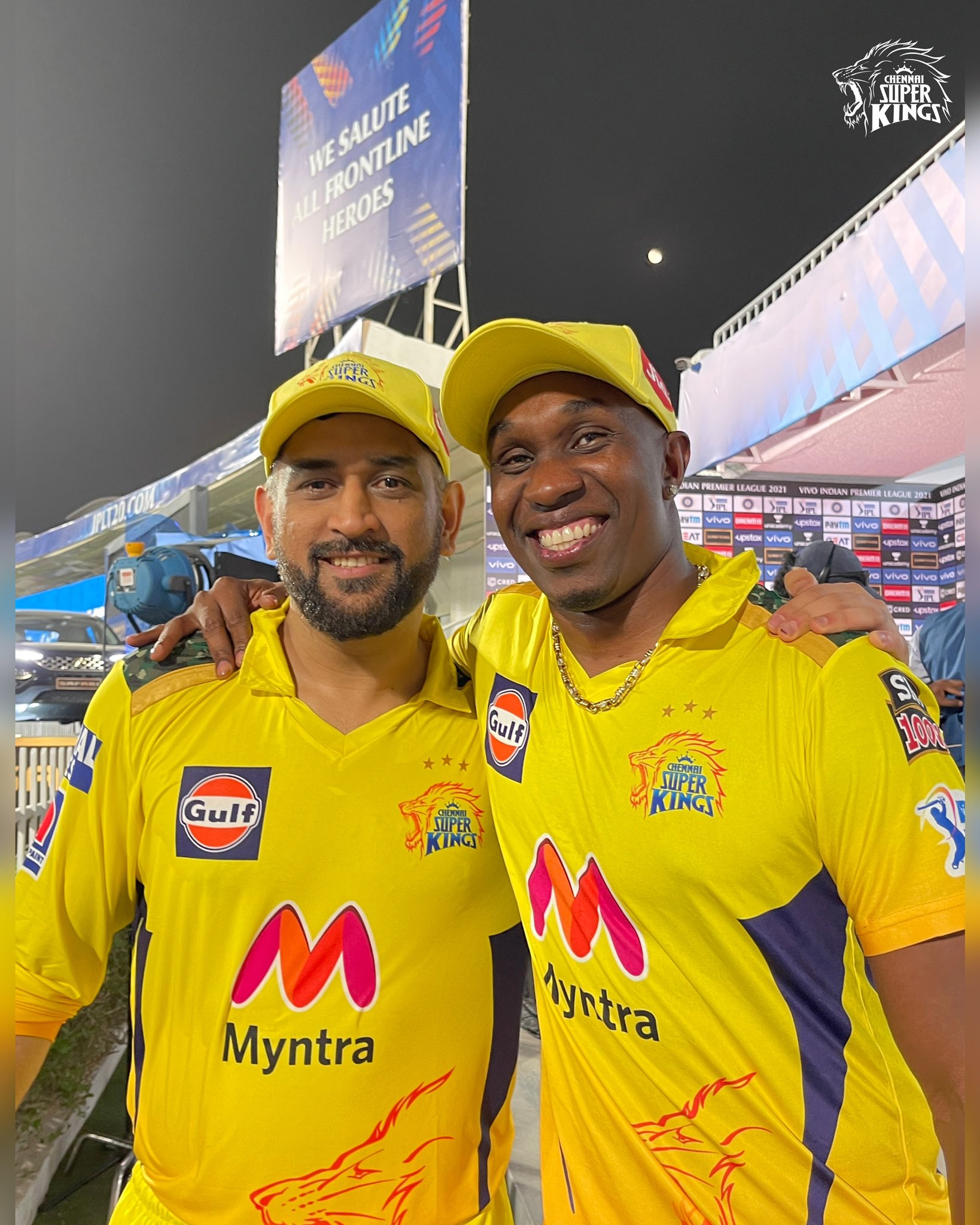 MS Dhoni calles Dwayne Bravo a brother and praised his bowling against RCB