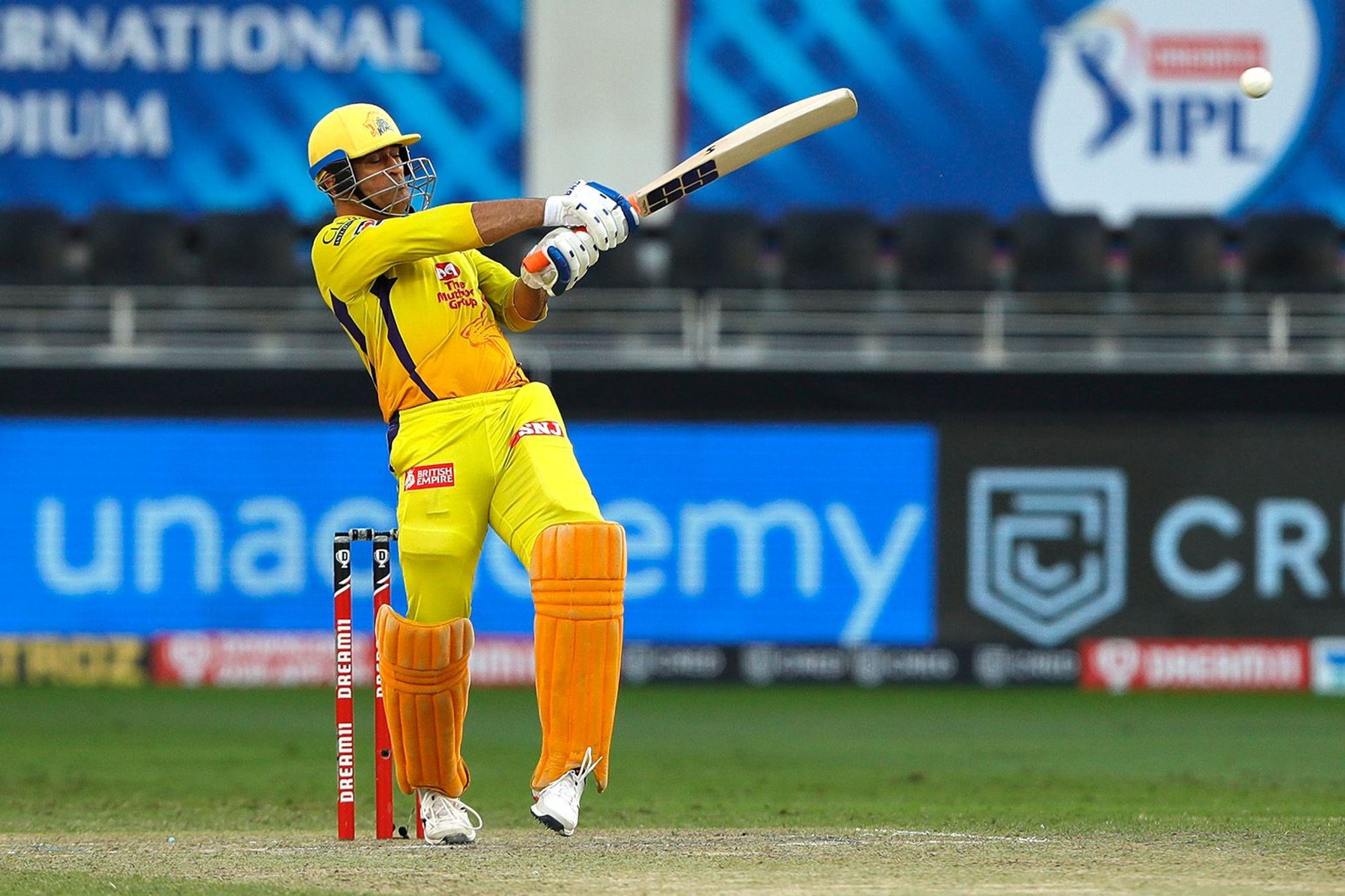 MS Dhoni has struggled with the bat in the last seasons of the IPL
