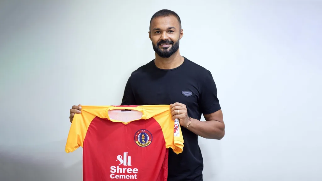 Arindam Bhattacharya won the golden glove award last season