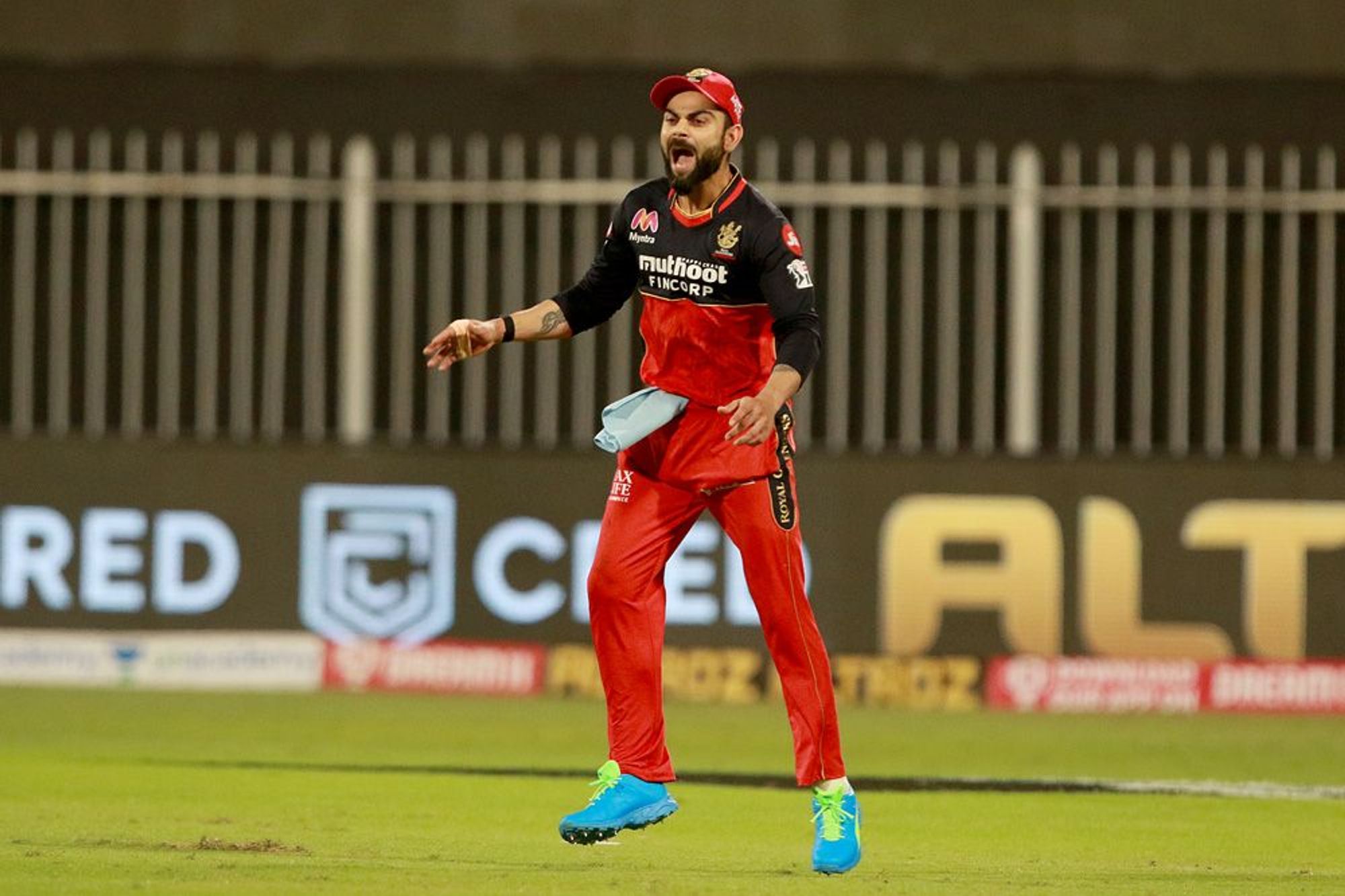 Virat Kohli calls for allowing captains to review wide balls