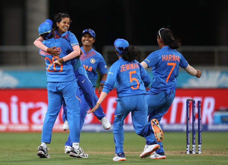 How to spoil a party - the Indian Women way