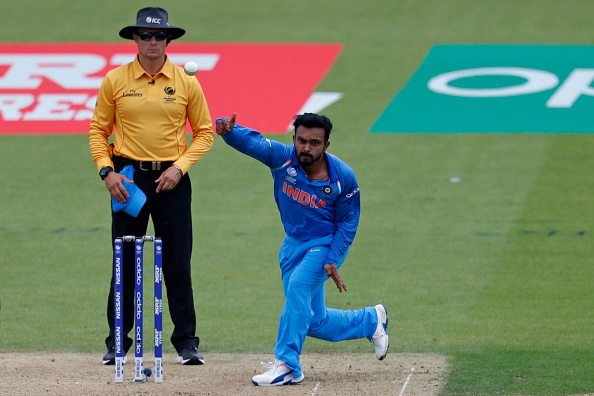 VIDEO | Umpire and Kedar Jadhav fooled by MS Dhoni’s confident appeal for caught and bowled