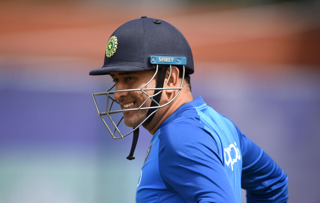 MS Dhoni comes to the middle with his own persona, states Murali Vijay