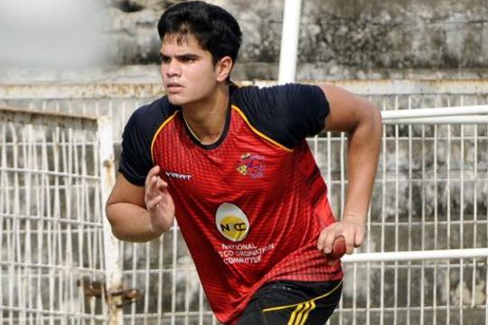 IPL 2021 | Mumbai Indians snapped the only Tendulkar money could buy, quips Aakash Chopra