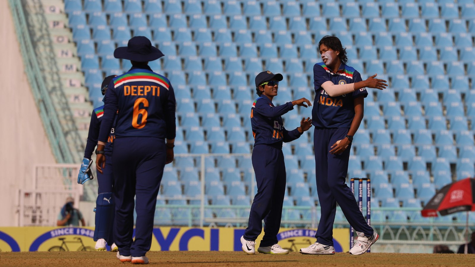 IND W vs SA W | Credit to Mansi and Jhulan for starting well, lauds Mithali Raj