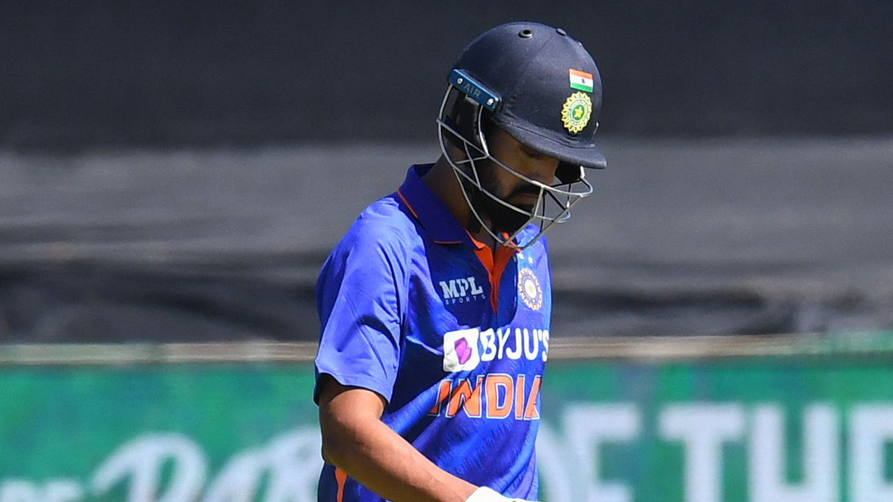 IND vs SA | KL Rahul looked like he had run out of ideas in the first ODI, says Sunil Gavaskar