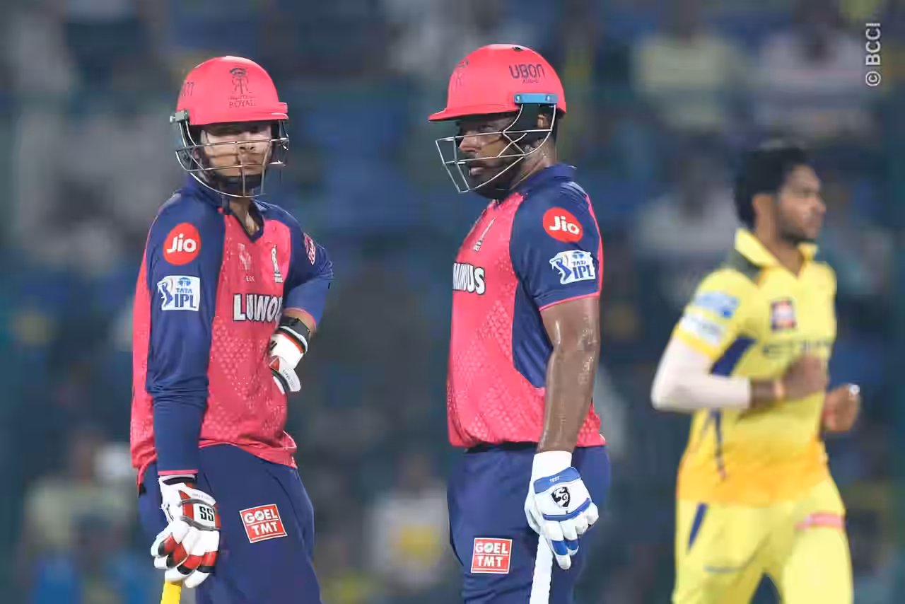 CSK vs DC | Twitter in awe as Sanju Samson pulls off a magical shot down the ground