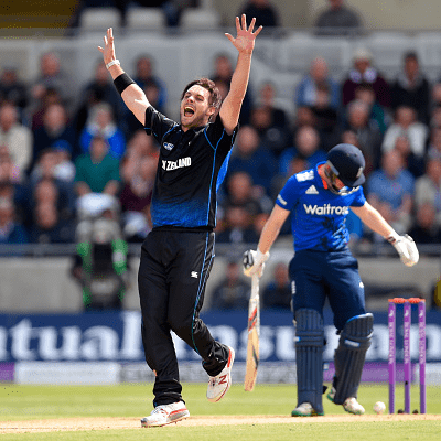 Mitchell McClenaghan ends New Zealand contract for T20 cricket