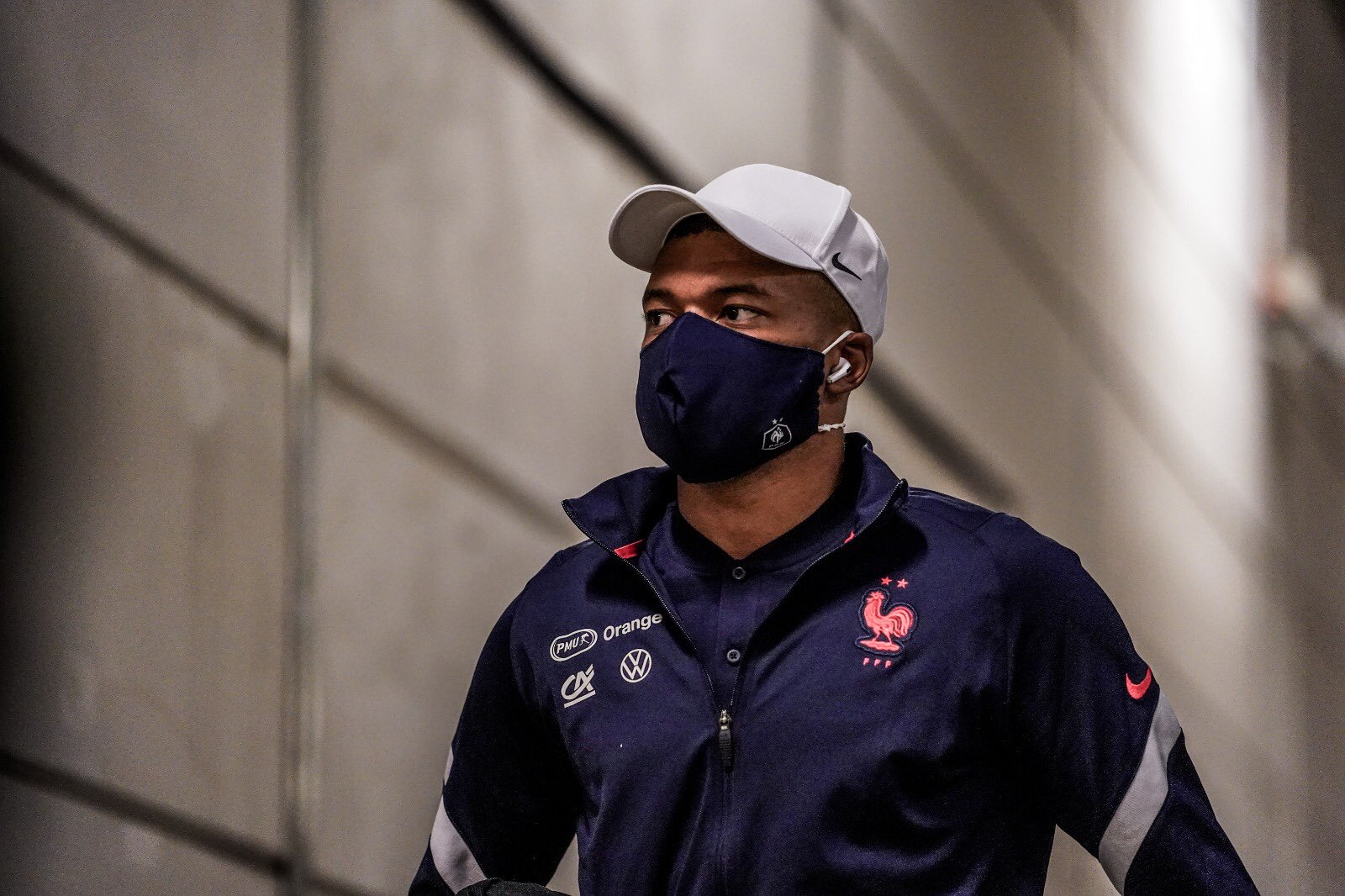 Had the intuition that Kylian Mbappe was going to stay, claims Ander Herrera